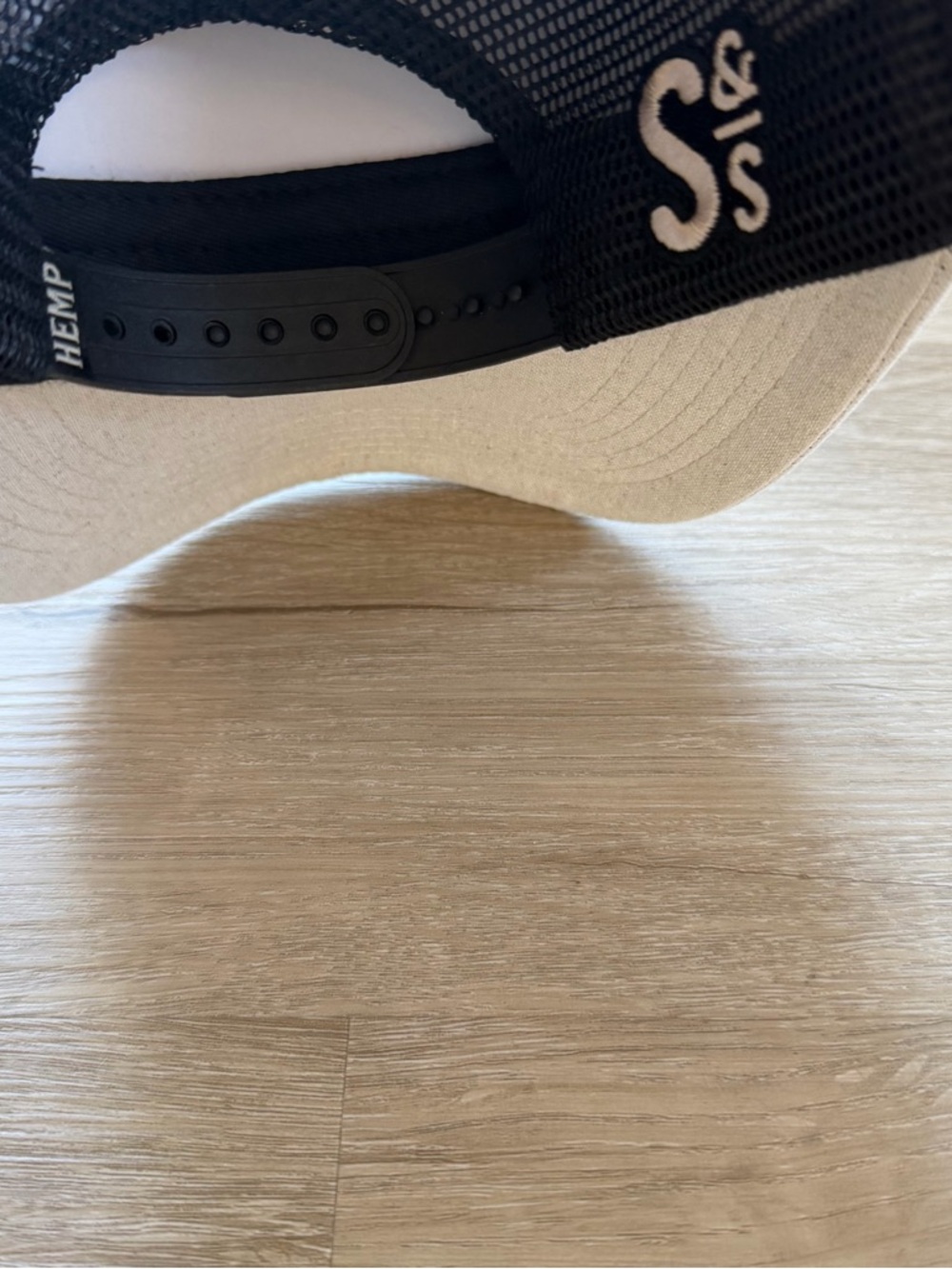 Men’s hat - Picture 3 of 5